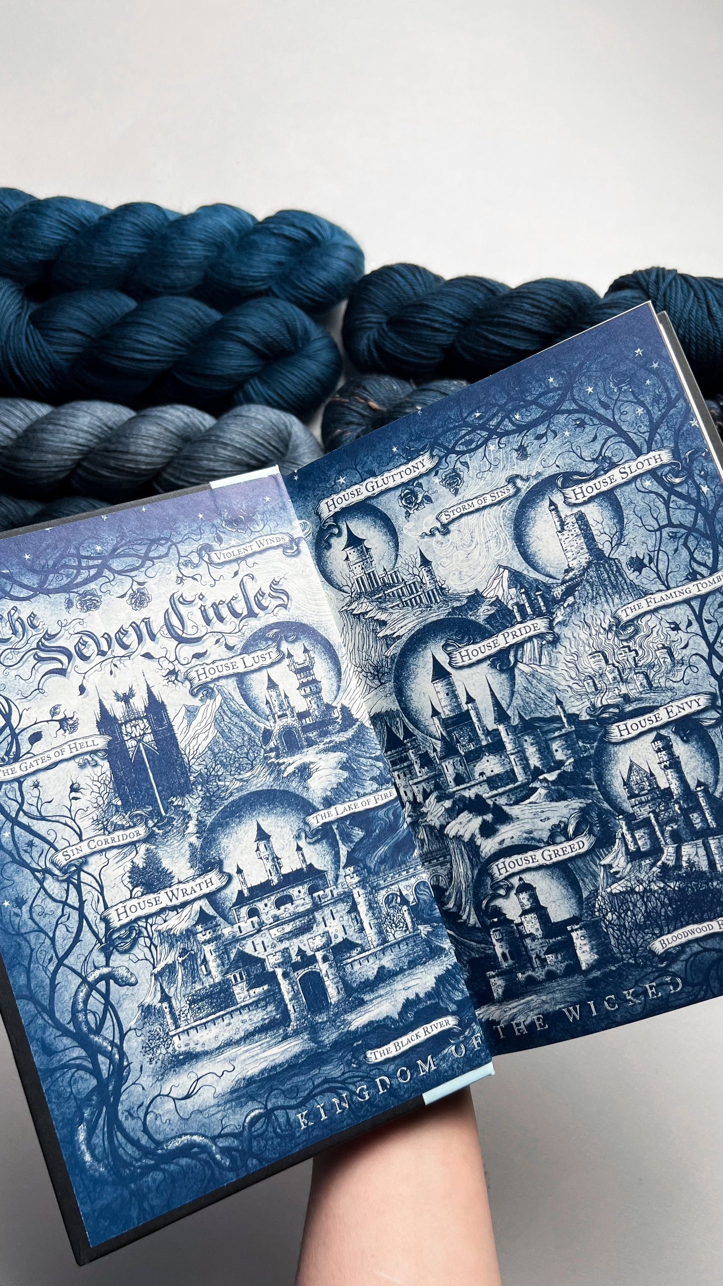 La gula en los opuestos se atraen (algodón merino) Digitación