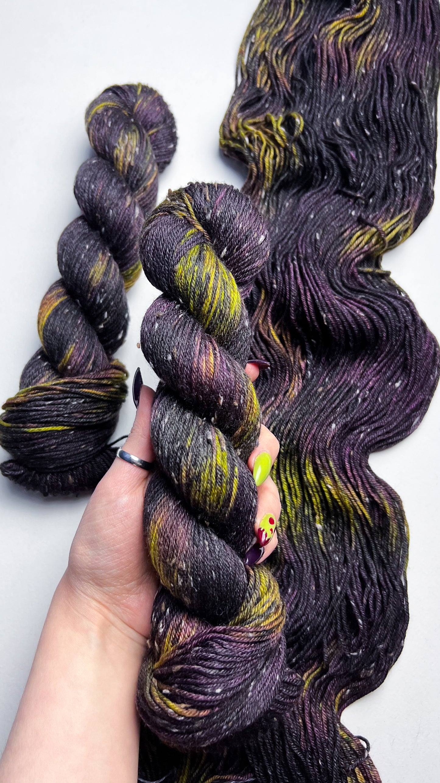 Tarte aux pommes empoisonnées sur Smut (Tweed) DK