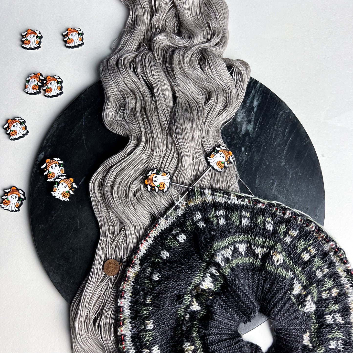 Tapones de aguja acogedores y fantasmales