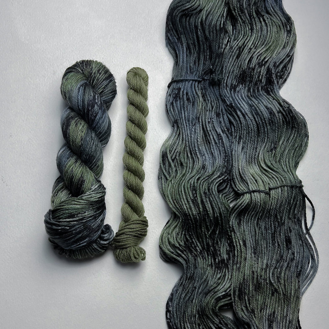 Daddy Dean & Idjits DK Sock Set on Enemies to Lovers (85/15) DK - 15g Mini