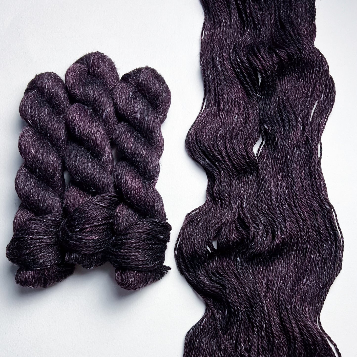 Evil Queen on One Bed (Merino Linen) Worsted