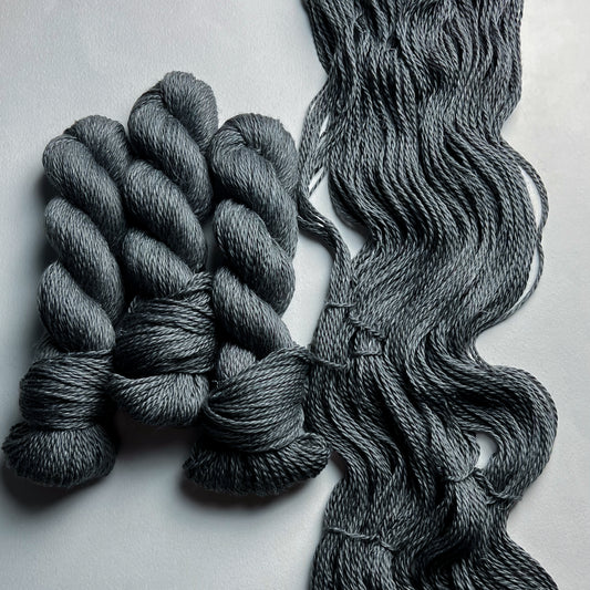 Gandalf the Grey on One Bed (Merino Linen) Worsted