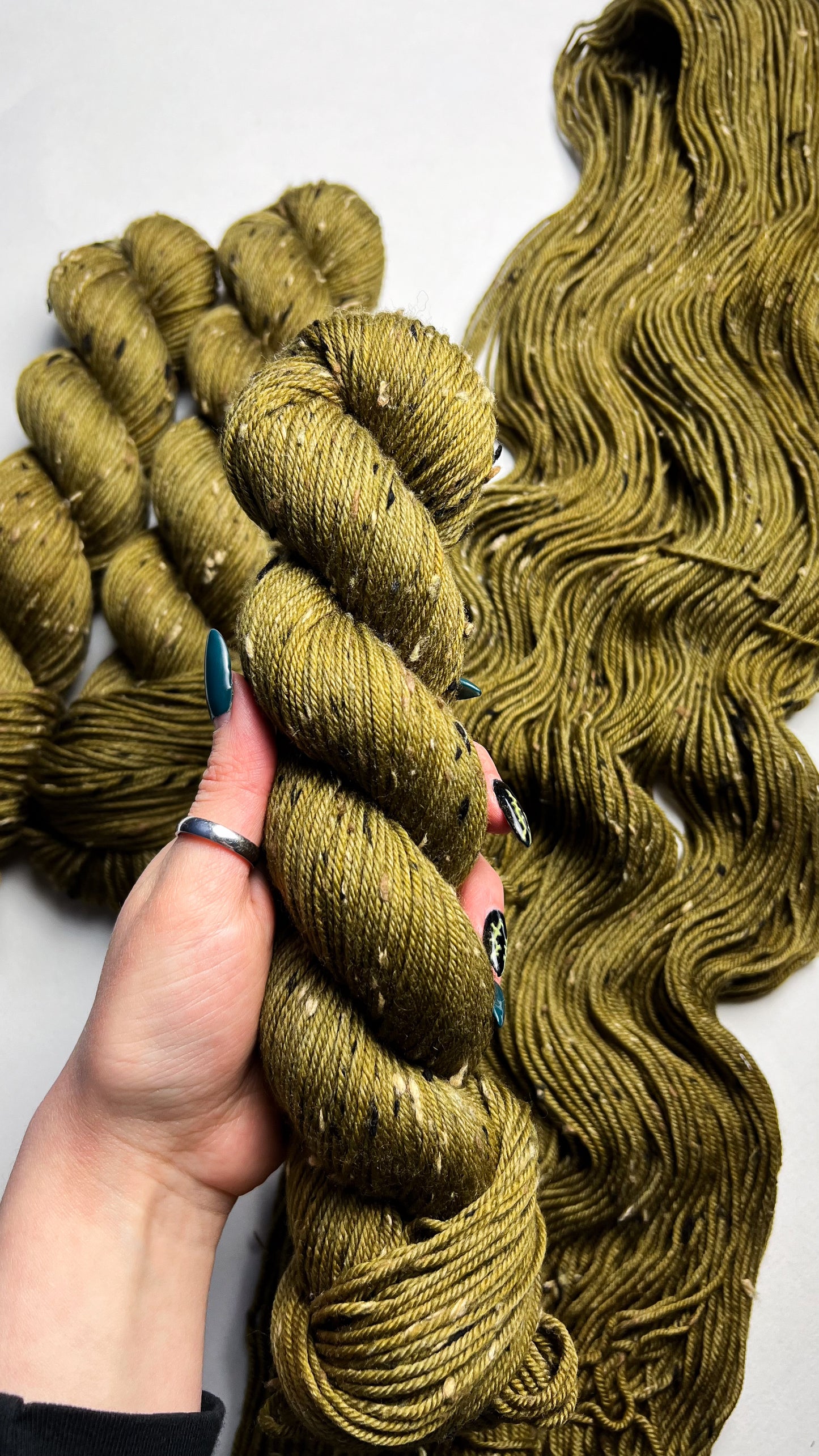 Kelp Fronds on Smut (Tweed) DK