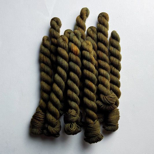 Trees of Lothlórien Outlier Mini on Enemies to Lovers (85/15) Fingering