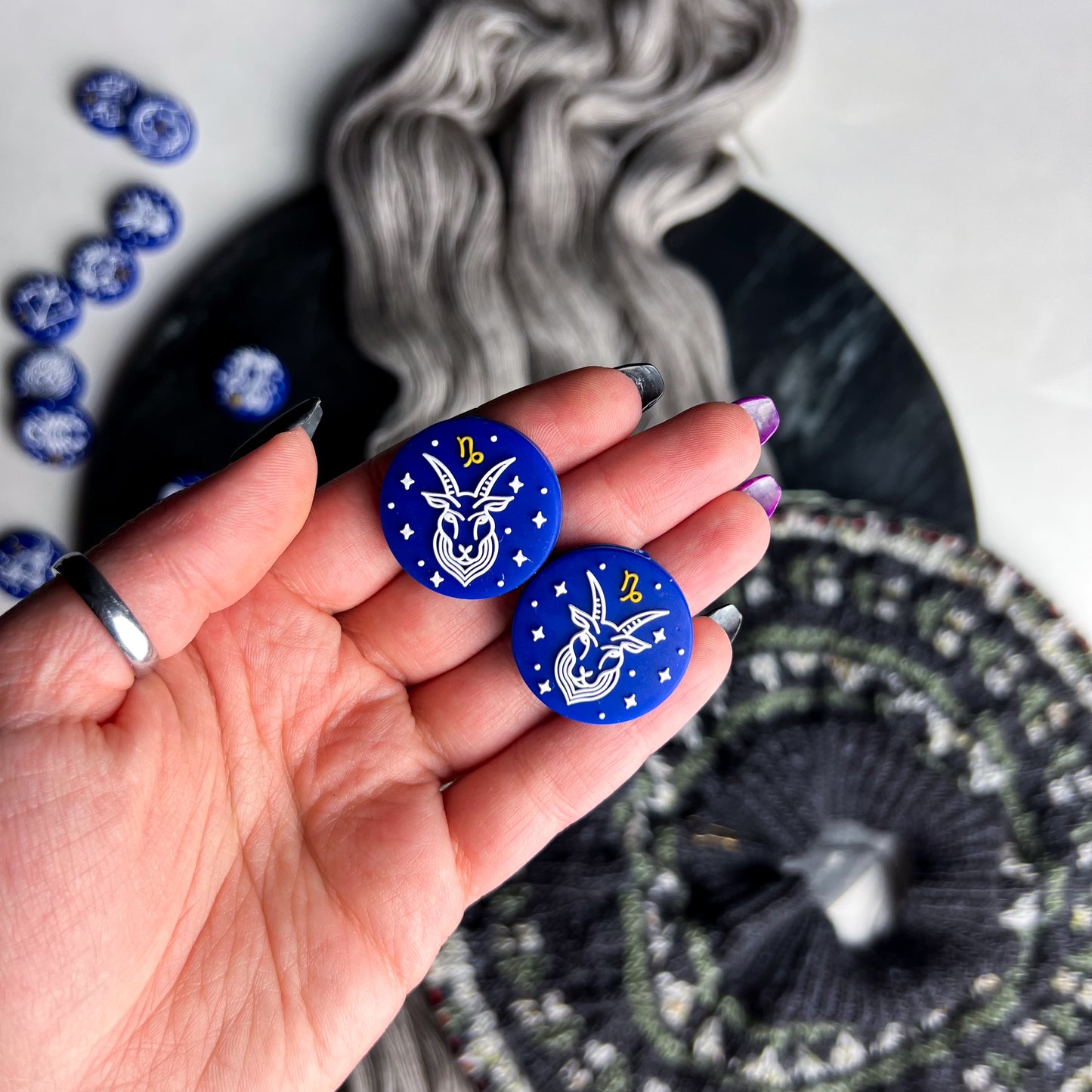 Zodiac Needle Stoppers